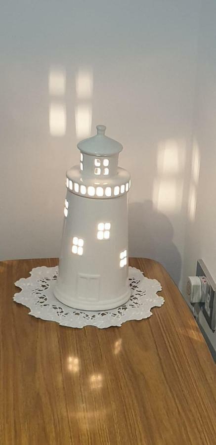 5 Minutes To The Beach! Appartement Margate Buitenkant foto